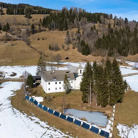 Schloss Berg Kloesterle Villa Zedlitzdorf