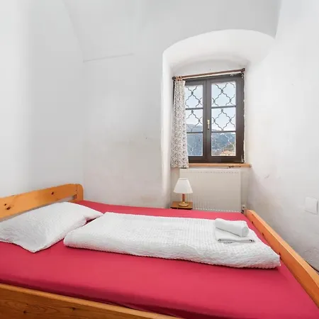 Schloss Berg Kloesterle Villa Zedlitzdorf