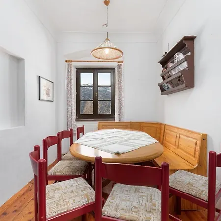 Schloss Berg Kloesterle *