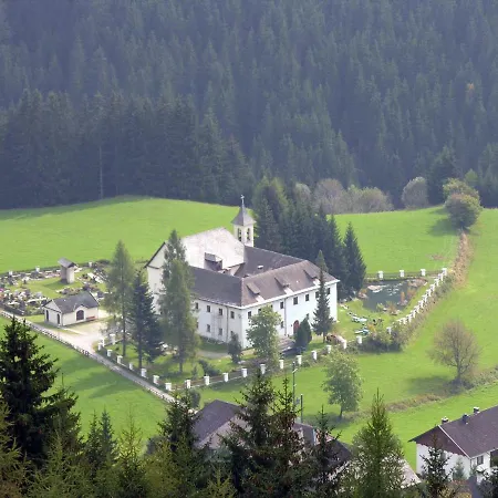 Schloss Berg Kloesterle *