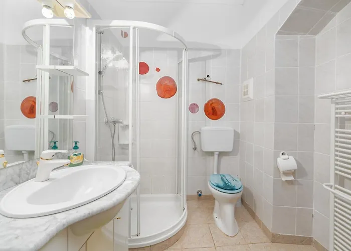 Schloss Berg Kloesterle Willa *