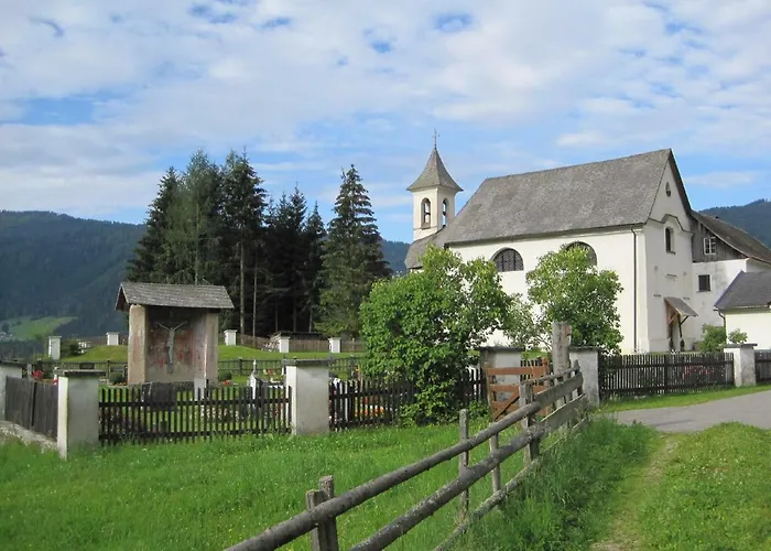 Schloss Berg Kloesterle Willa
