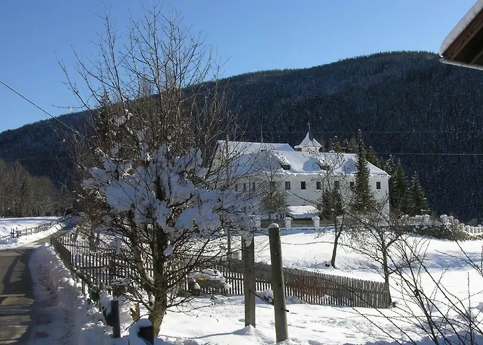 Vila Schloss Berg Kloesterle Zedlitzdorf