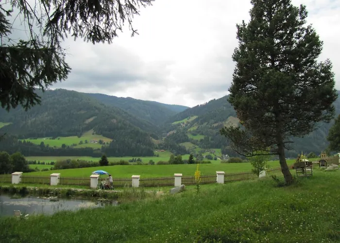 Vila Schloss Berg Kloesterle Zedlitzdorf