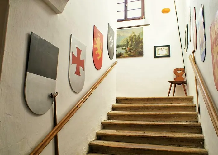 Schloss Berg Kloesterle Zedlitzdorf