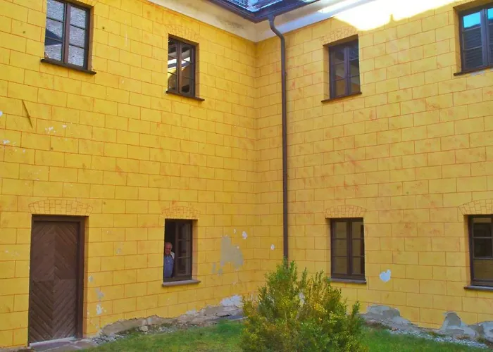 Schloss Berg Kloesterle Vila *