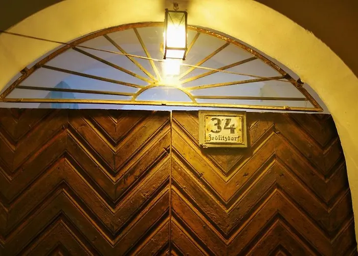 Vila Schloss Berg Kloesterle Zedlitzdorf