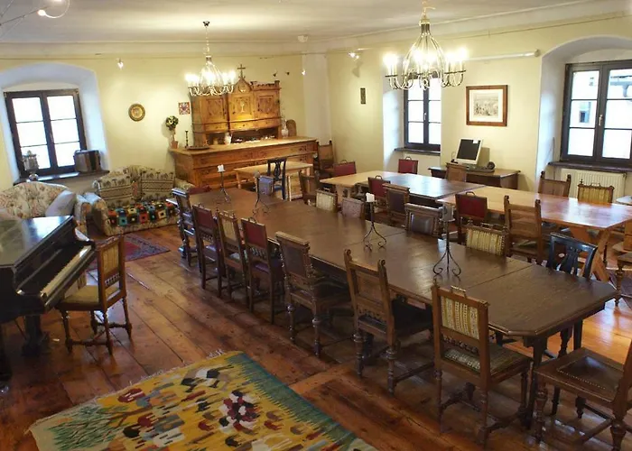 Schloss Berg Kloesterle Willa *