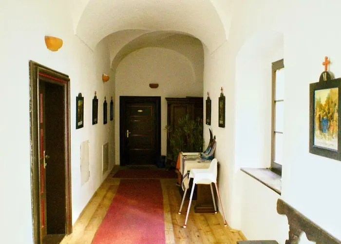 Schloss Berg Kloesterle * Zedlitzdorf