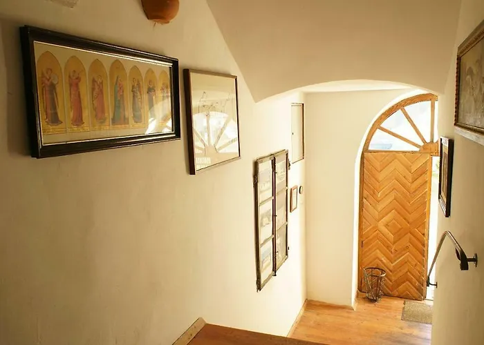 Schloss Berg Kloesterle *